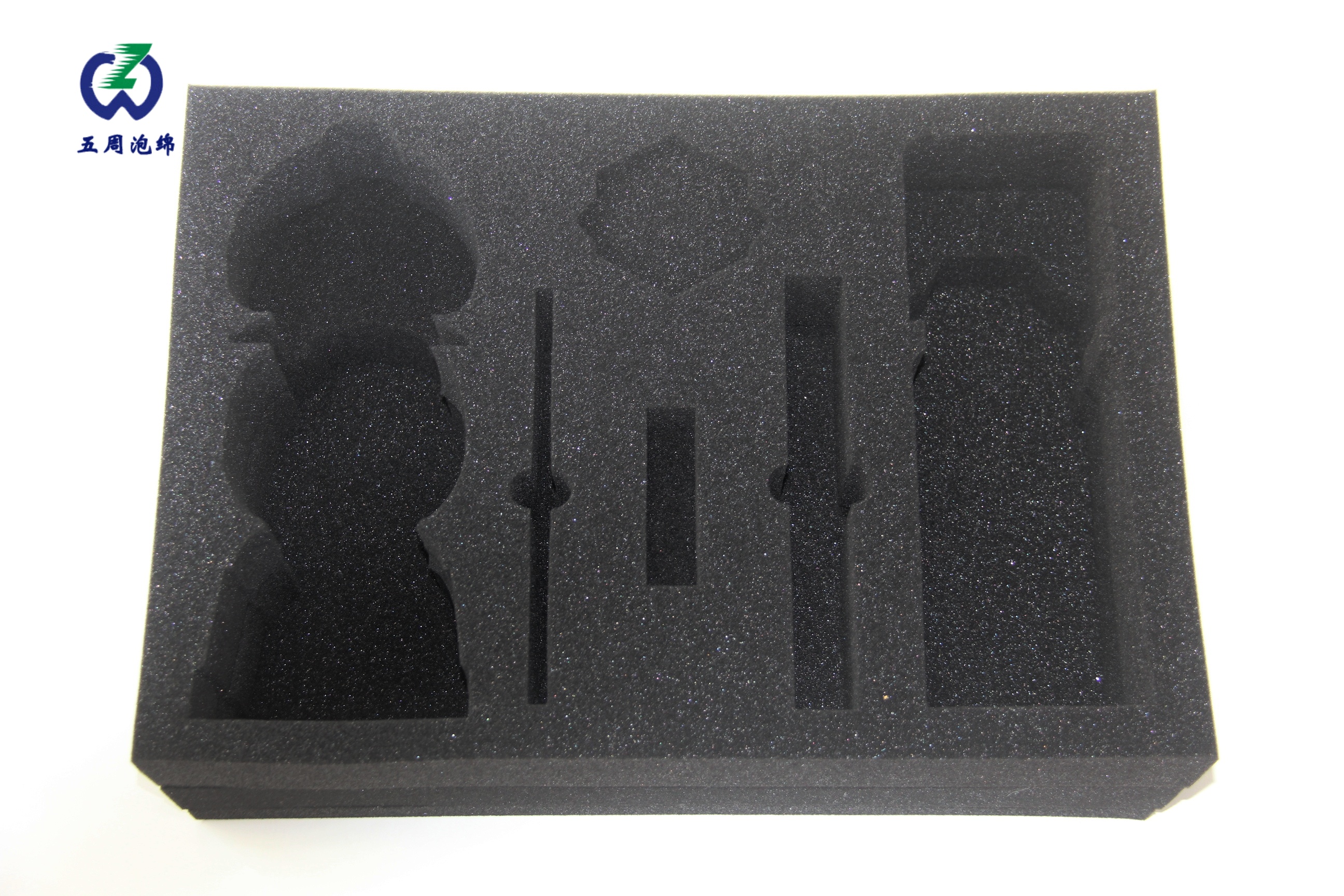 PU海绵内衬：材质特性与应用场景全解析