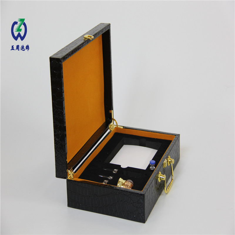 高端化妆品礼盒：EVA 泡棉内衬的颜值与防护双升级