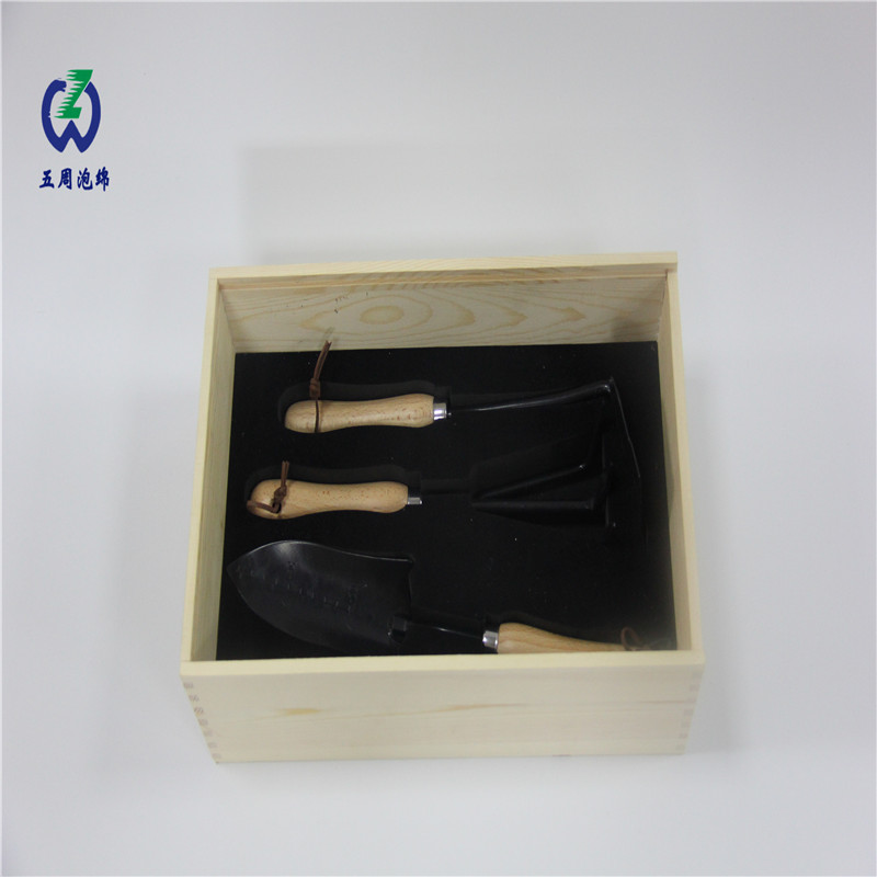 木质园艺礼盒包装：EVA泡棉内衬的质感融合与工具防护