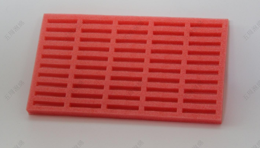 红色珍珠棉内衬：小物件批量包装的高效防护与成本优化