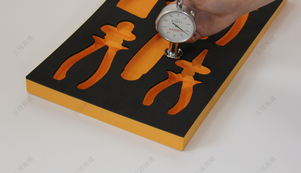 医疗工具 EVA 内衬：无菌防护与工具固定的专业适配