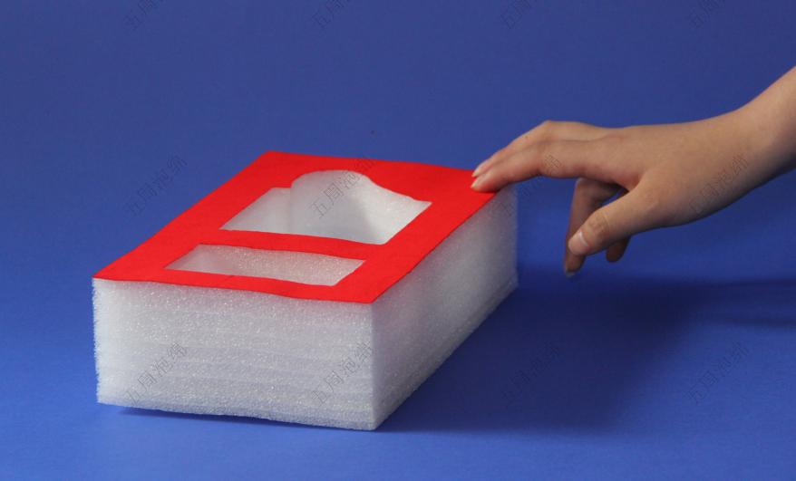 红色礼盒珍珠棉内衬：高端茶具的礼装防护方案