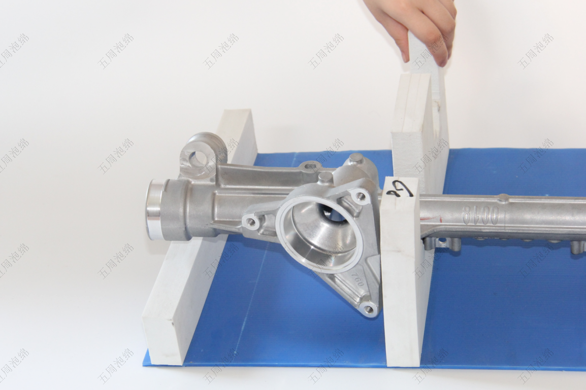 汽车转向器 EVA 内衬：工业级防护与定位支撑的专业方案