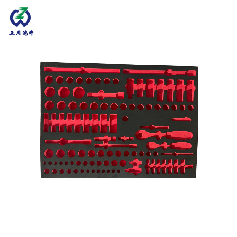 黑底红槽五金工具 EVA 内衬：色彩区分与缓冲防护的实用方案