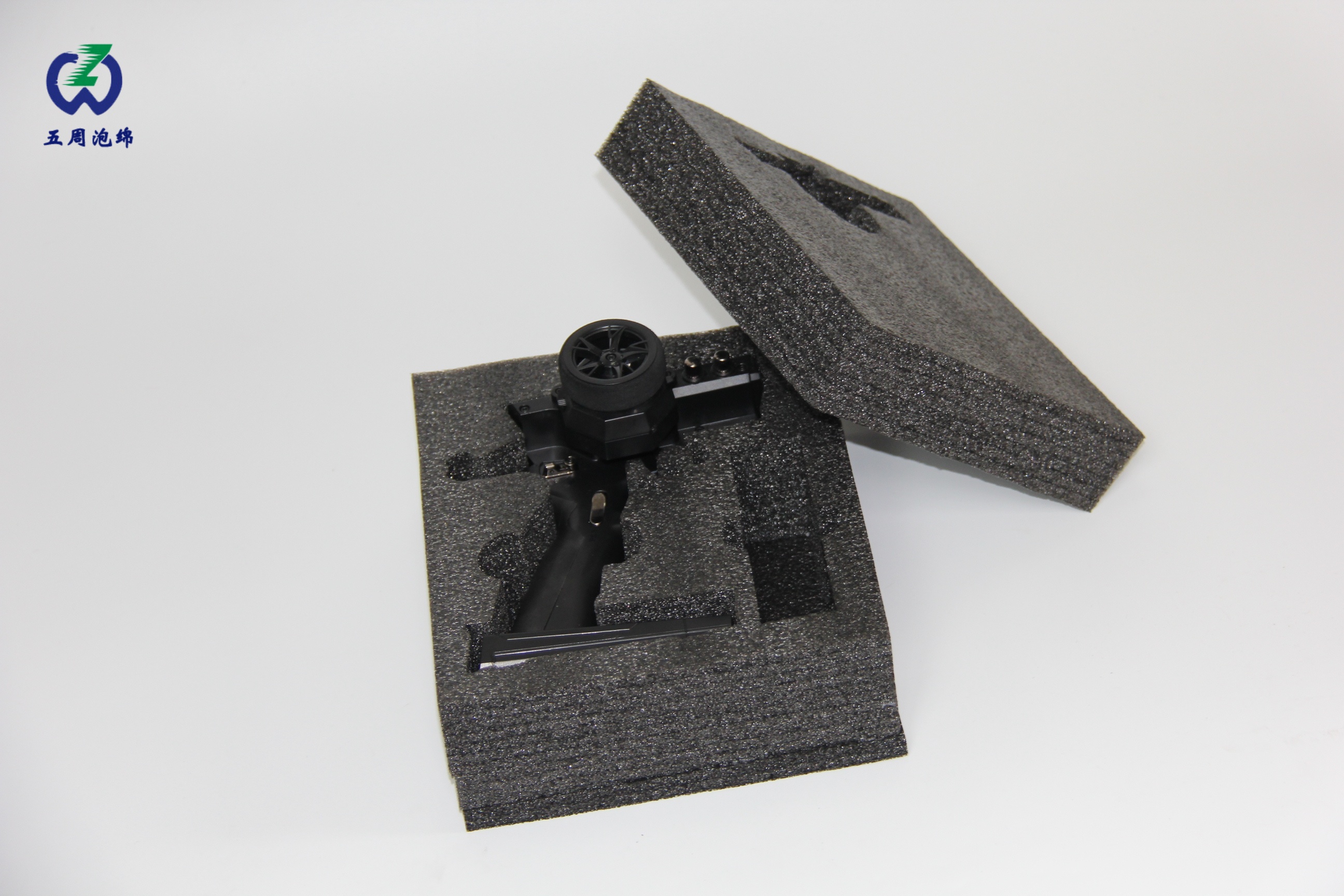 精密遥控设备导电珍珠棉内衬：防静电 + 全包裹防护方案