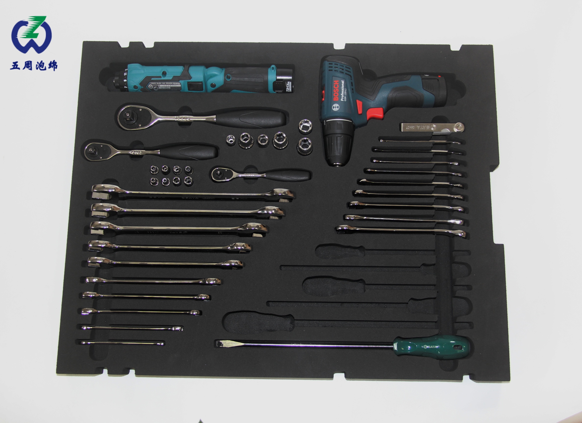 黑色工具套装 EVA 内衬：专业汽修工具的系统化收纳方案