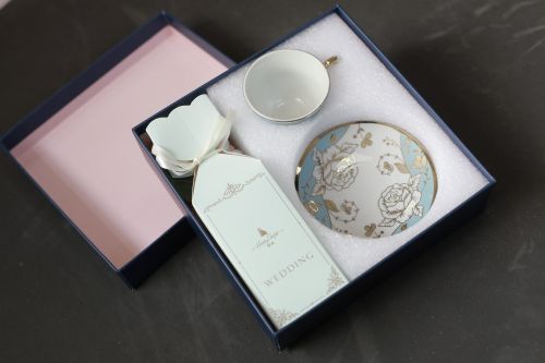 礼盒配套珍珠棉内衬，工艺品瓷器的包装防护解决方案